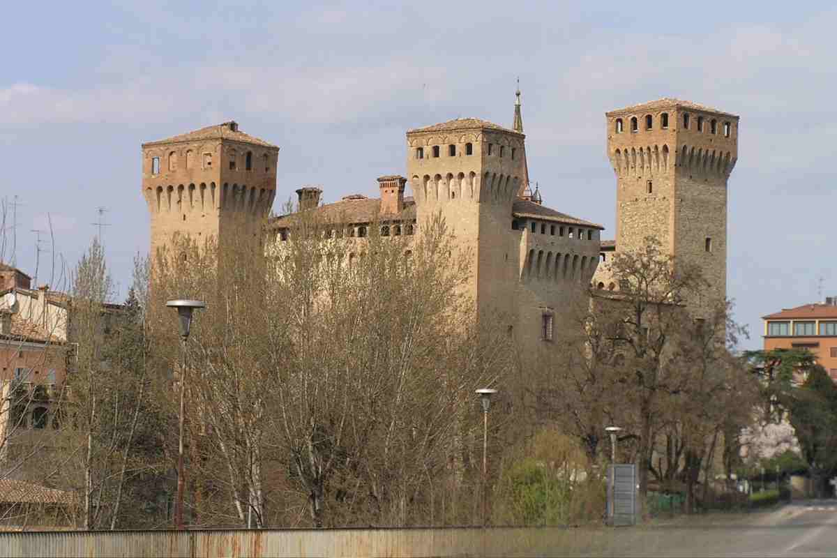 La rocca di Vignola architettura medievale