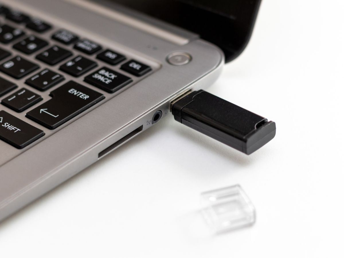 chiavetta in un computer